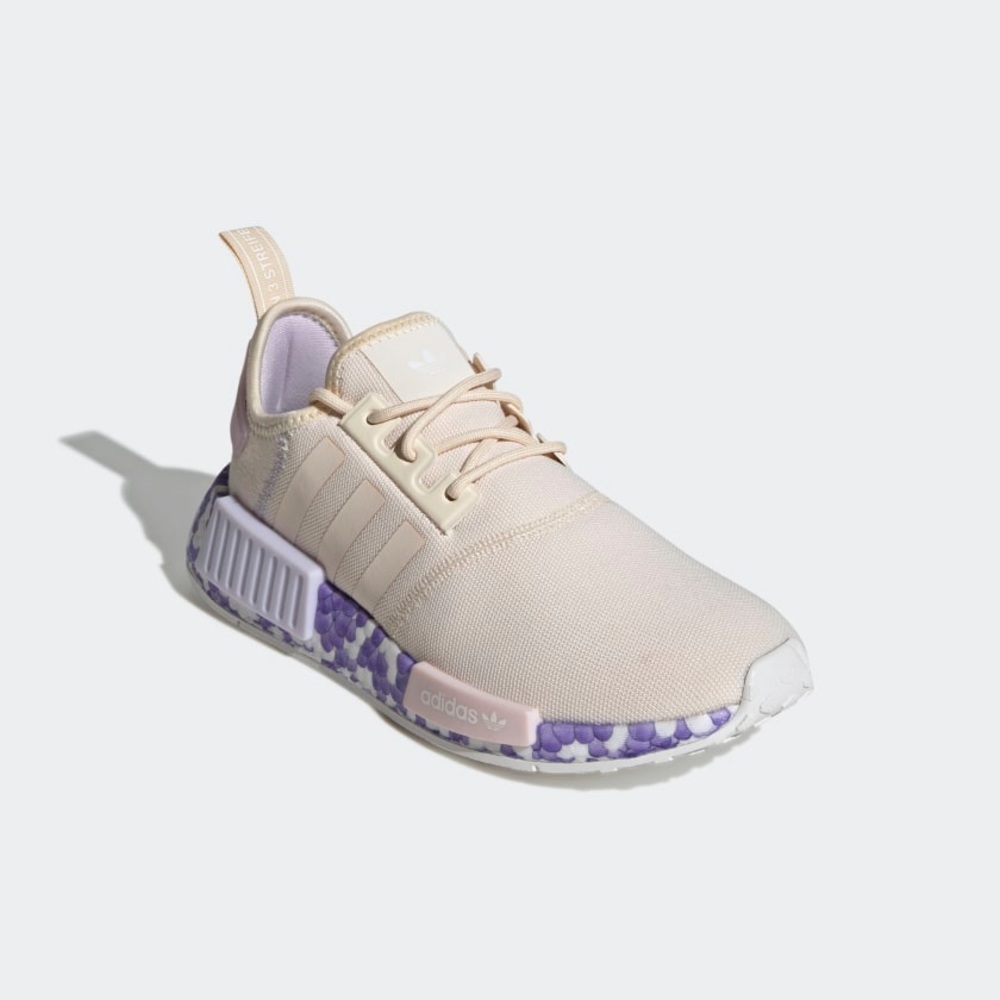 Women’s Adidas NMD_R1 SHOES size 7.5